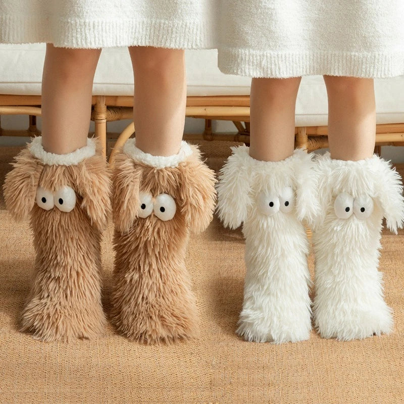Chaussettes antidérapantes douillettes au motif chiot tout doux