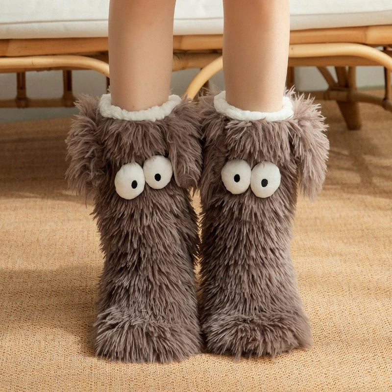 Chaussettes antidérapantes douillettes au motif chiot tout doux